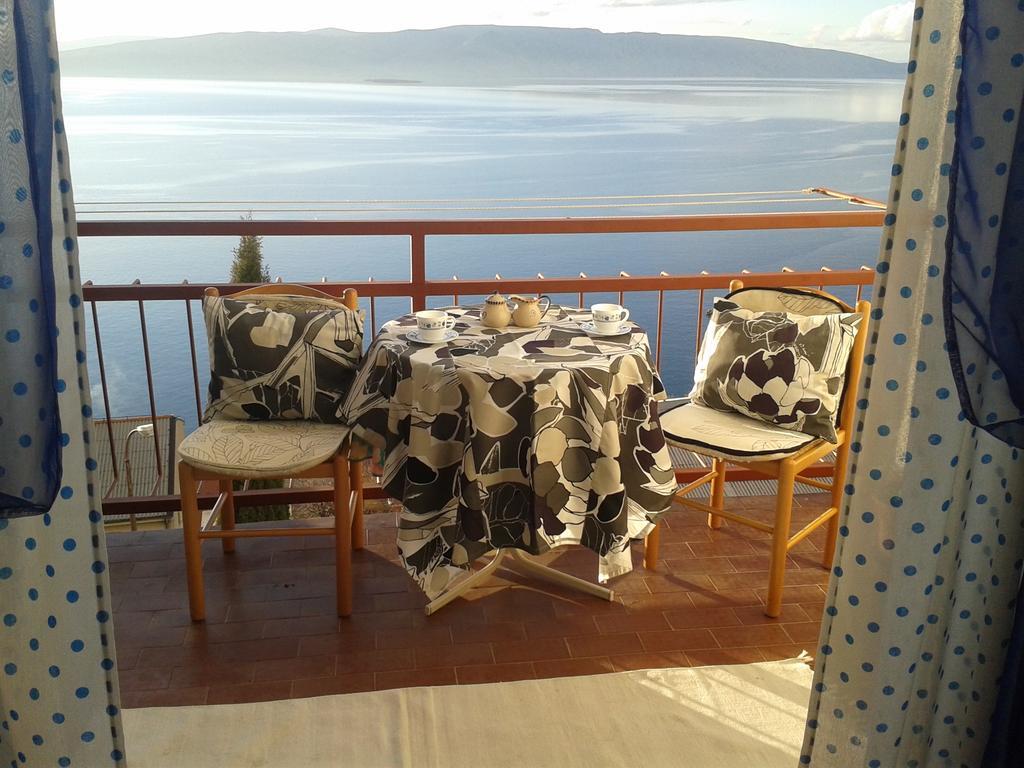 Apartment Tramonto Senj  Phòng bức ảnh